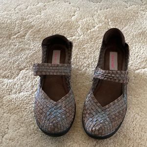 BareTraps Metallic Woven Flats